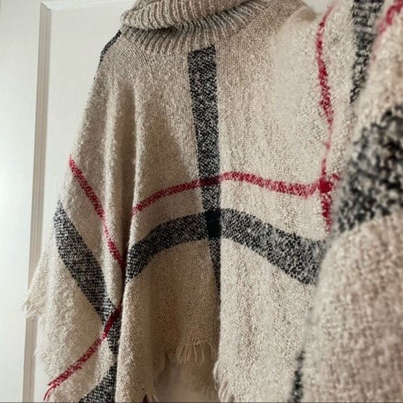 Hayden Los Angeles Plaid Cowl Neck Poncho huge cozy shawl - Picture 2 of 5